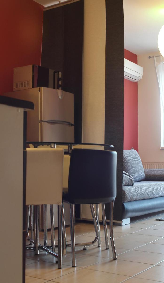 Suitetrails - Honey Wellness Apartman