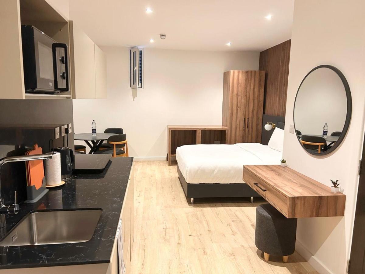 Finsbury Rose - Housity