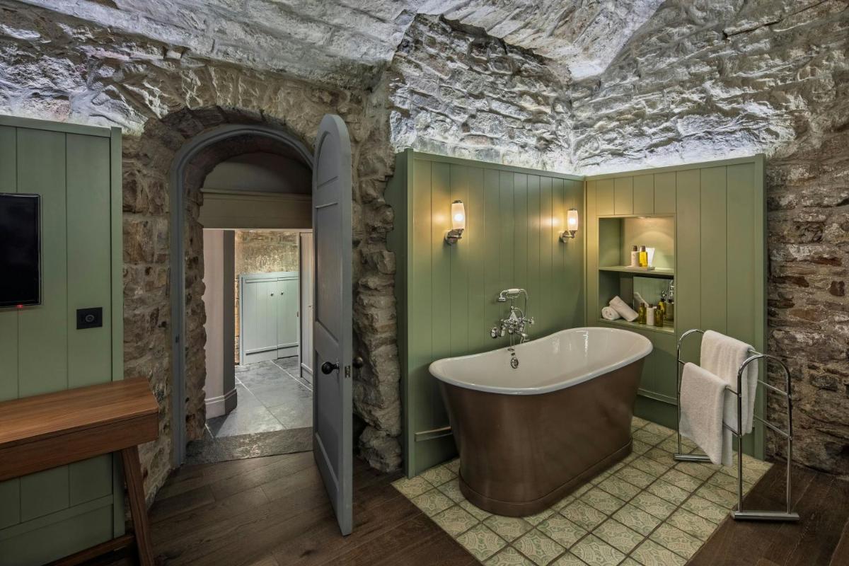 Cheval Old Town Chambers - Housity