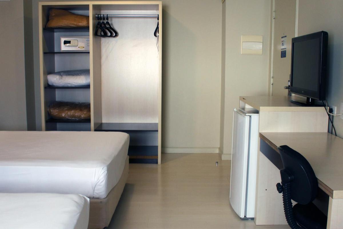 Master Curitiba Hotel - Centro - A 2km do Batel - Housity