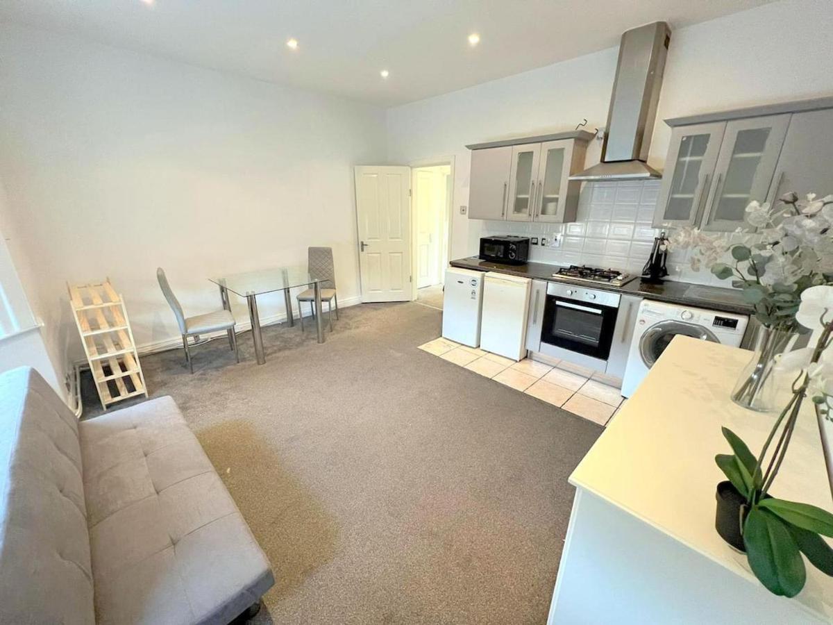 1-bedroom Flat in Sutton - Housity