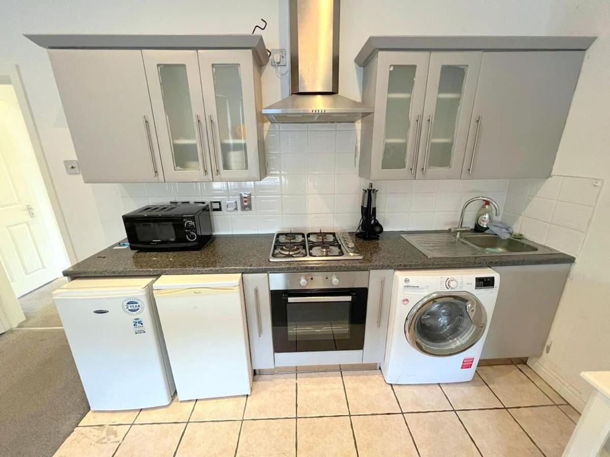 1-bedroom Flat in Sutton - Housity