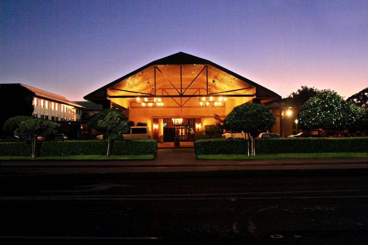 University Square Hotel - Housity