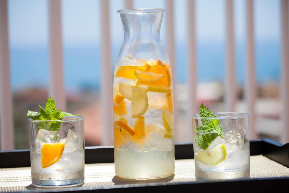 Bebidas en Fénix Torremolinos - Adults Only Recommended