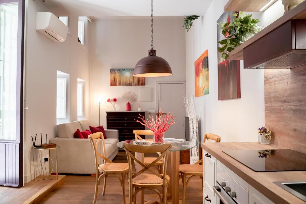 Four Elements Apartments - Housity