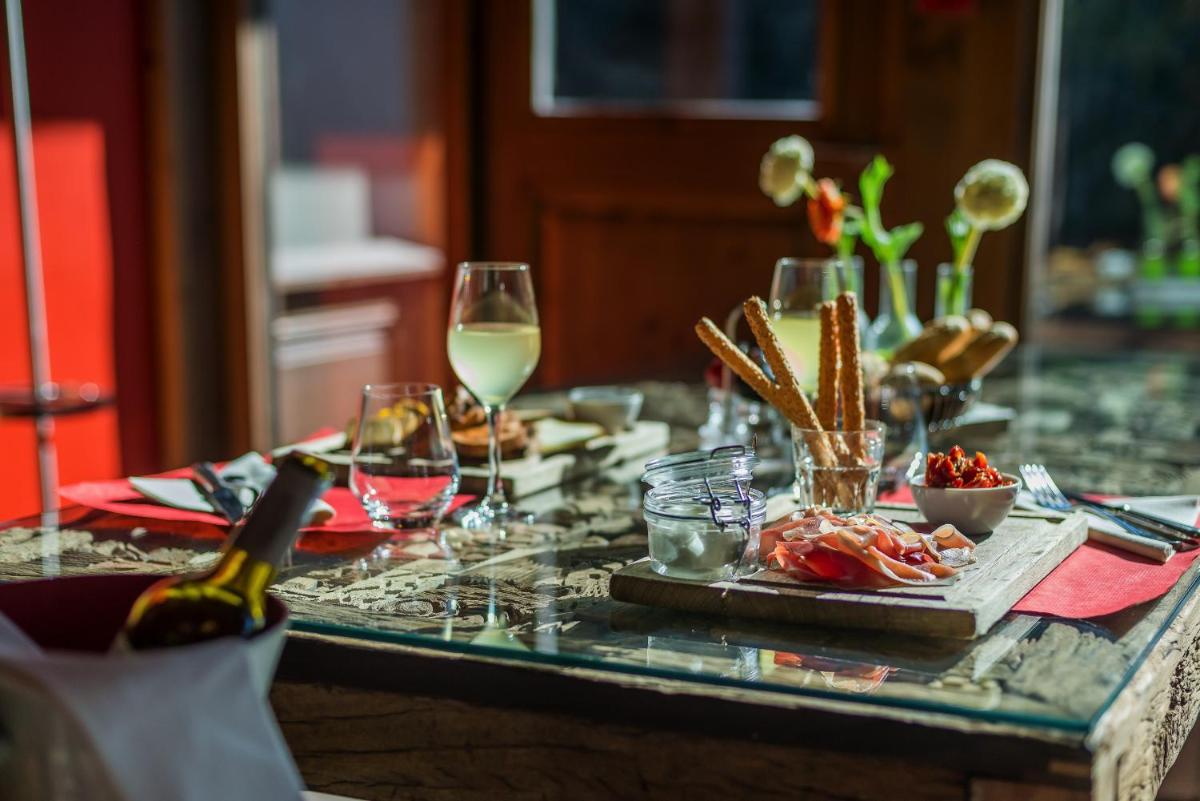 Boissons dans l'établissement La Maison Rouge