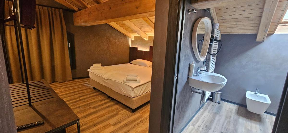Crimea Wine Hotel - Housity