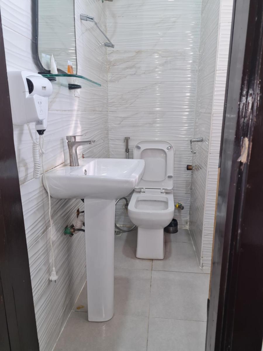 The Panache Luxury Apartment - Housity