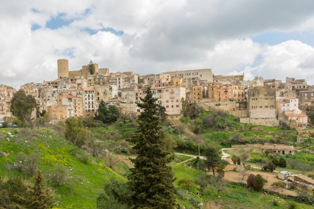 Halicia Vacanze - Housity
