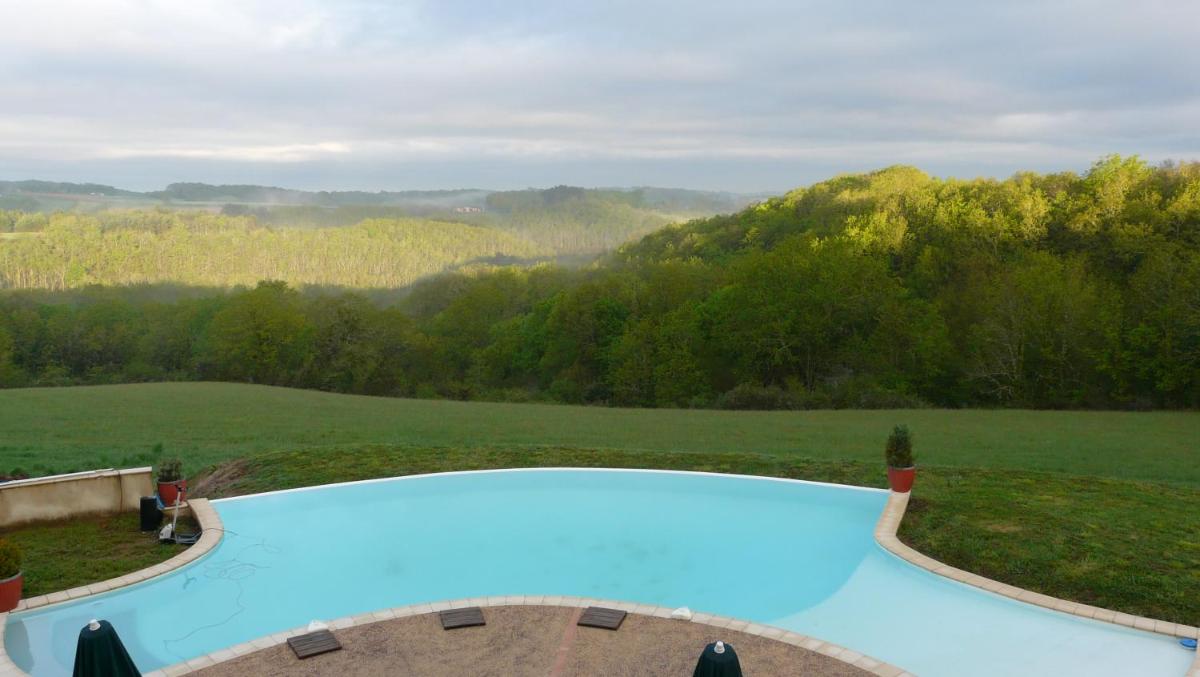 Piscine de l'établissement Domaine de Janis & Spa ou située à proximité