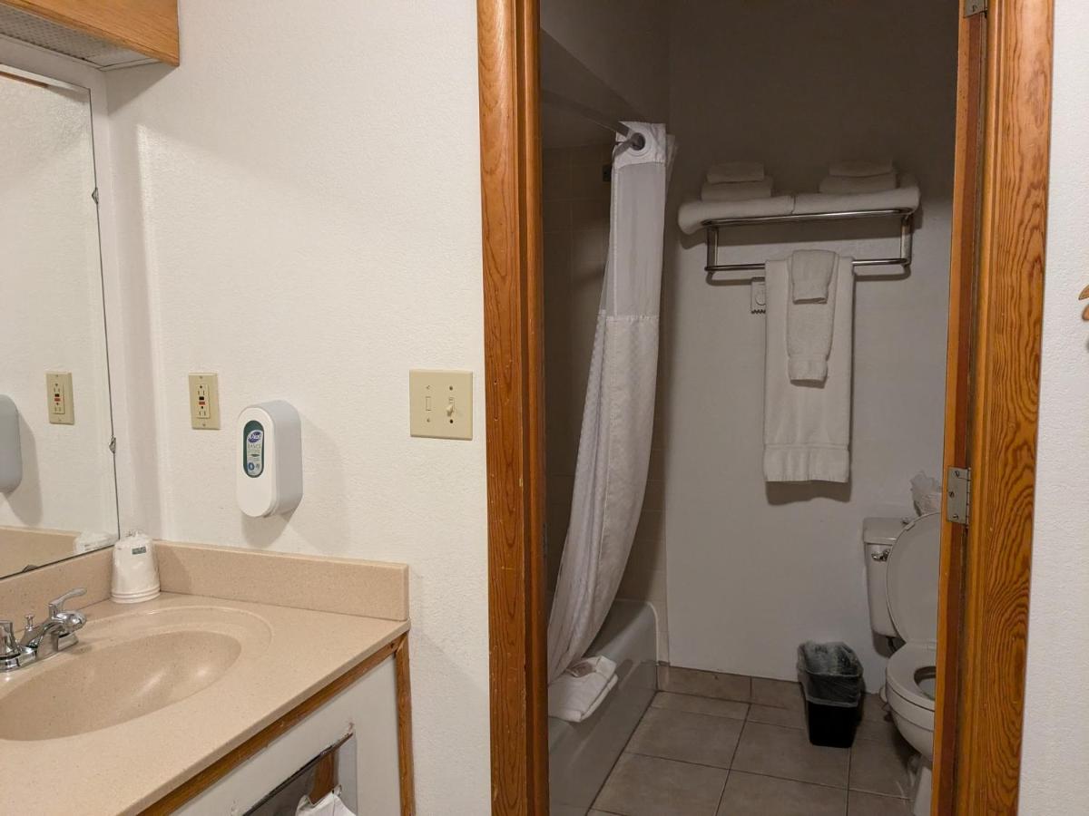 Magnuson Copper Crown - Housity