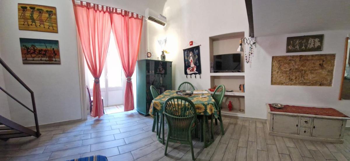 Maqueda Apartments - Hizvo