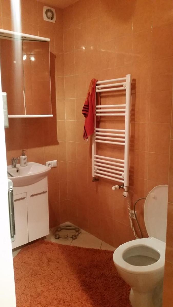 Apartments near old town with private parking - Hizvo