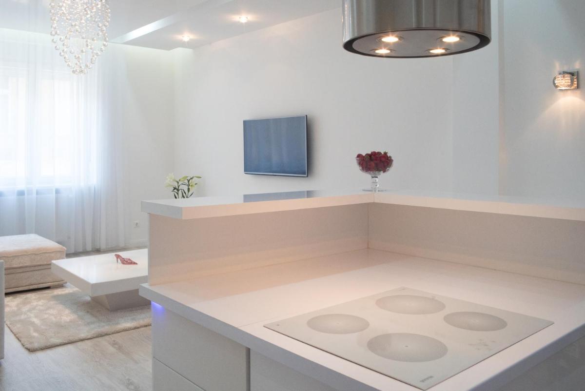 Sofia Apartment - Housity