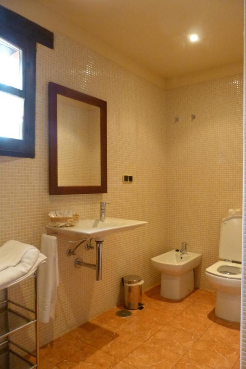 Un baño de Hotel Rural El Fundil