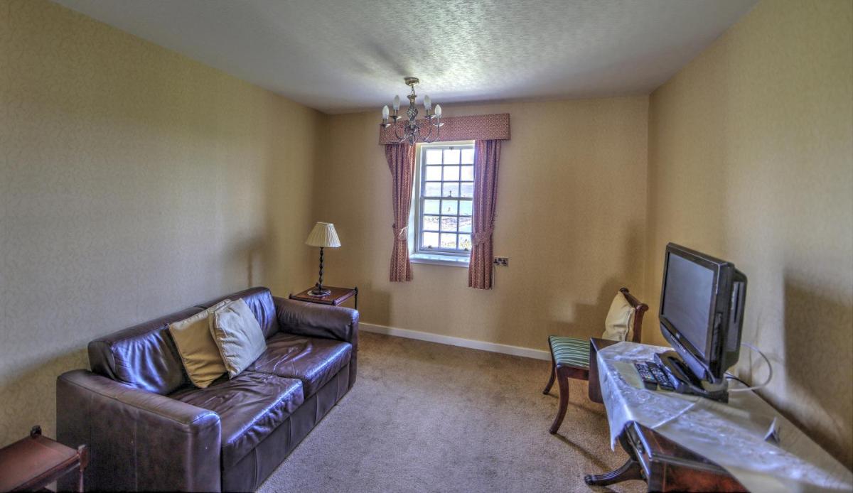 Busta House Hotel - Housity
