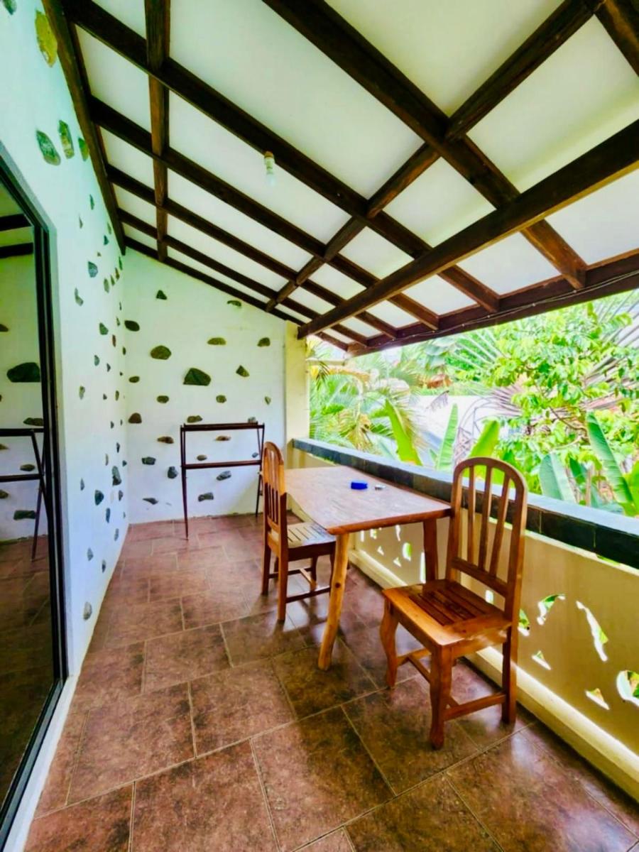 TipTop Hotel, Resto and Delishop - Hizvo