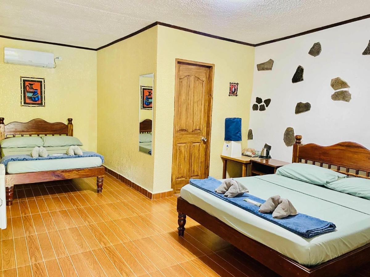 TipTop Hotel, Resto and Delishop - Hizvo