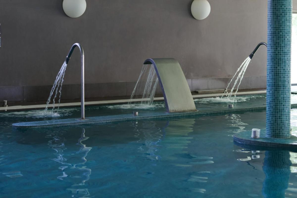 A piscina em ou perto de Hotel Bienestar Termas De Vizela