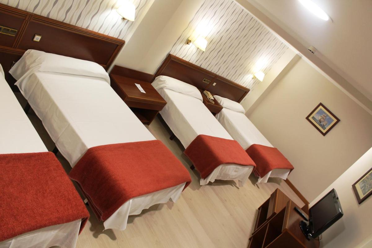 Hotel Villa de Marin - Housity