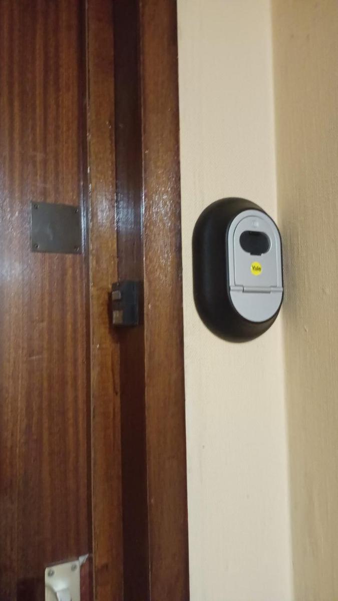 Chambre avec balcon - Housity