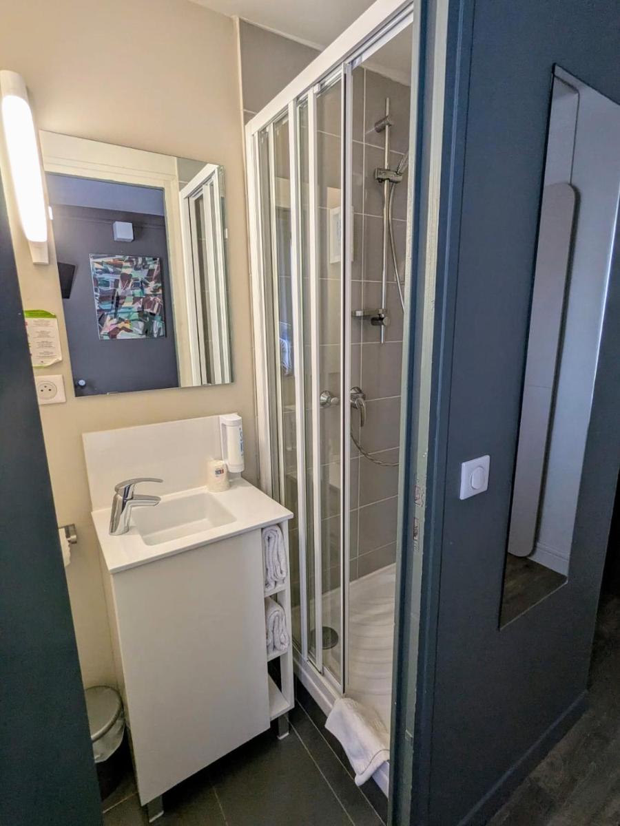 Hotel Thonon Centre Le Comte Rouge - Housity