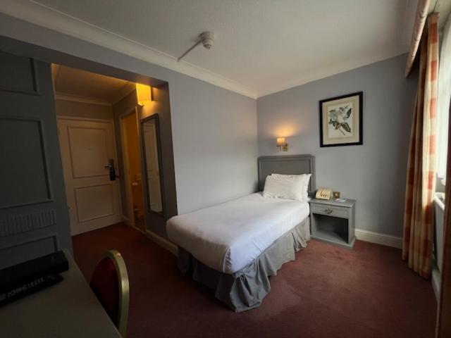 Roebuck Inn - Housity