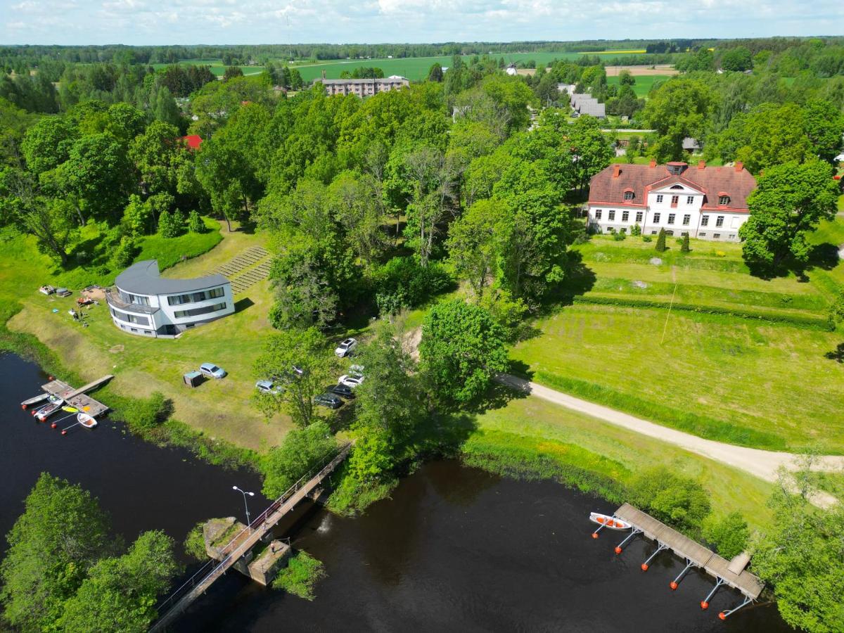 Suislepa Puhkekeskus - Housity