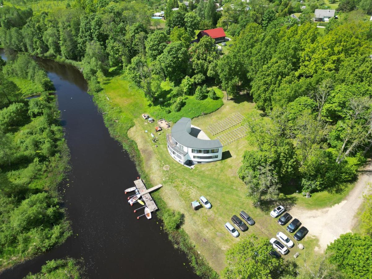Suislepa Puhkekeskus - Housity
