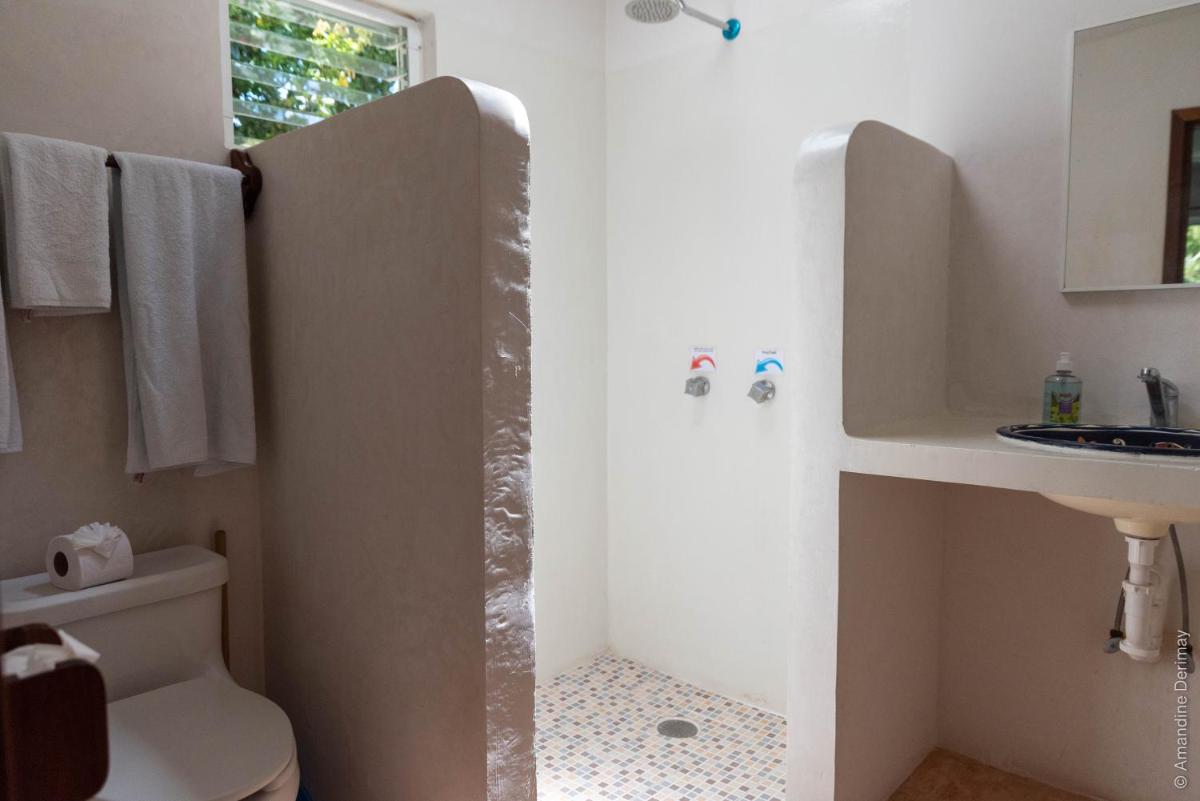 Hotel & Suites Oasis Bacalar - Housity