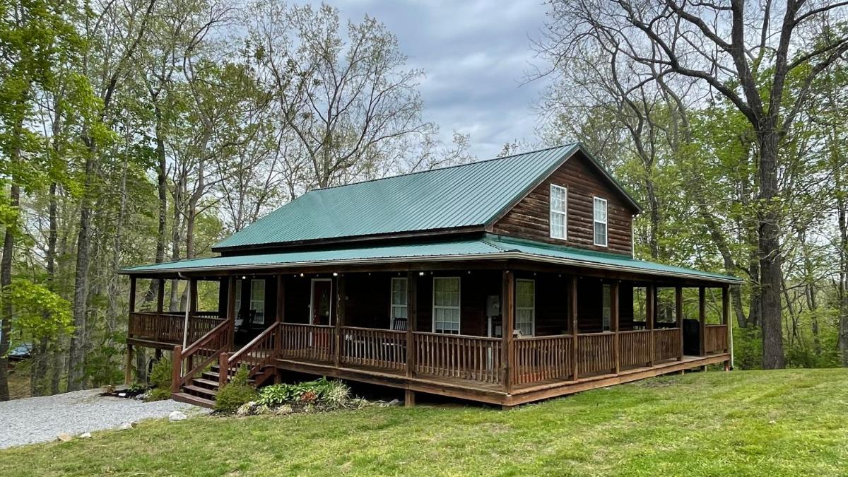The Lake House At Dale Hollow! - Housity