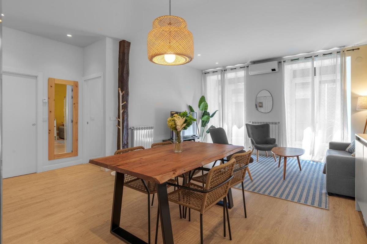 ARRASATE SUITE by Sweet Home SS Rentals - Housity