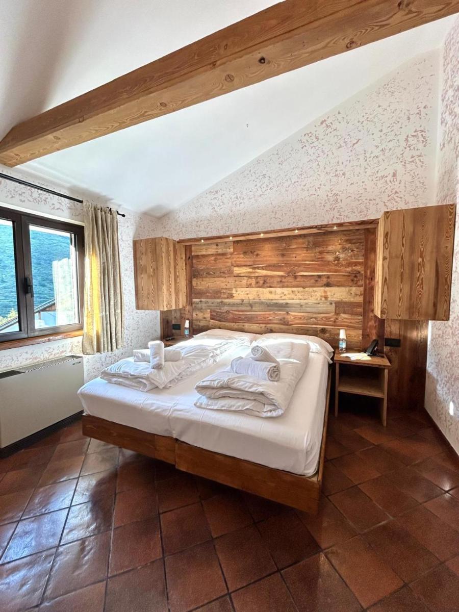 La Vecchia Partenza - Housity