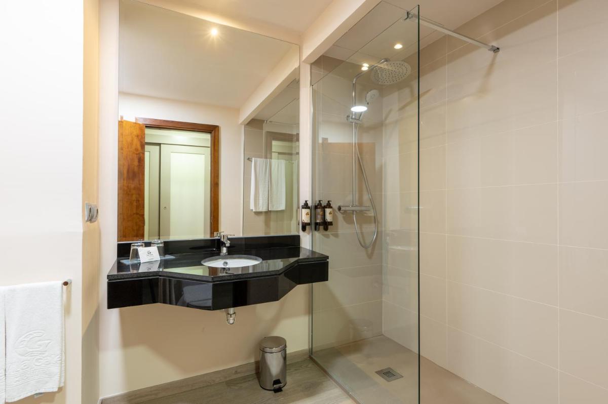 Un baño de Vila Gale Isla Canela