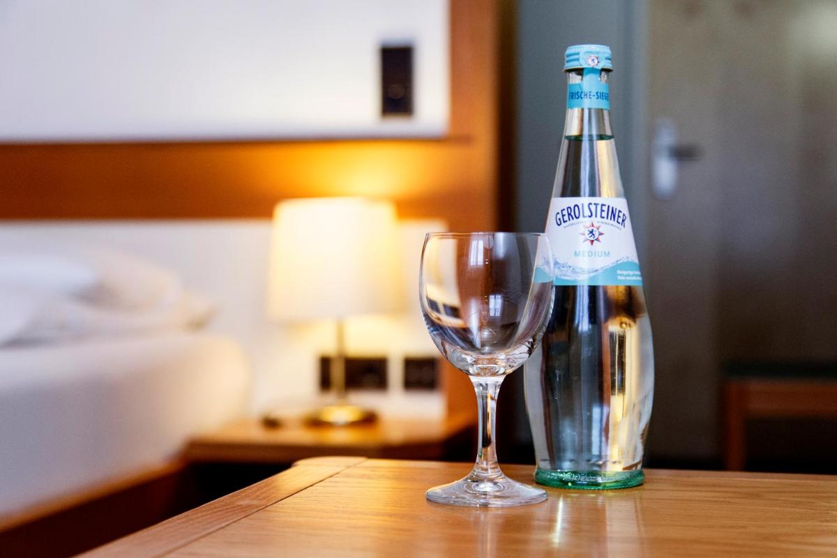 Hotel & Restaurant Waldshuter Hof - Housity