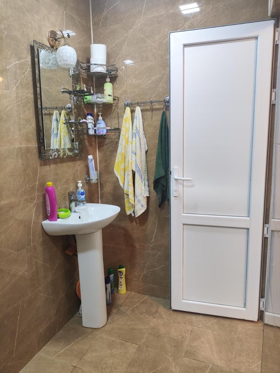 9 Plus - Orbeli - Housity