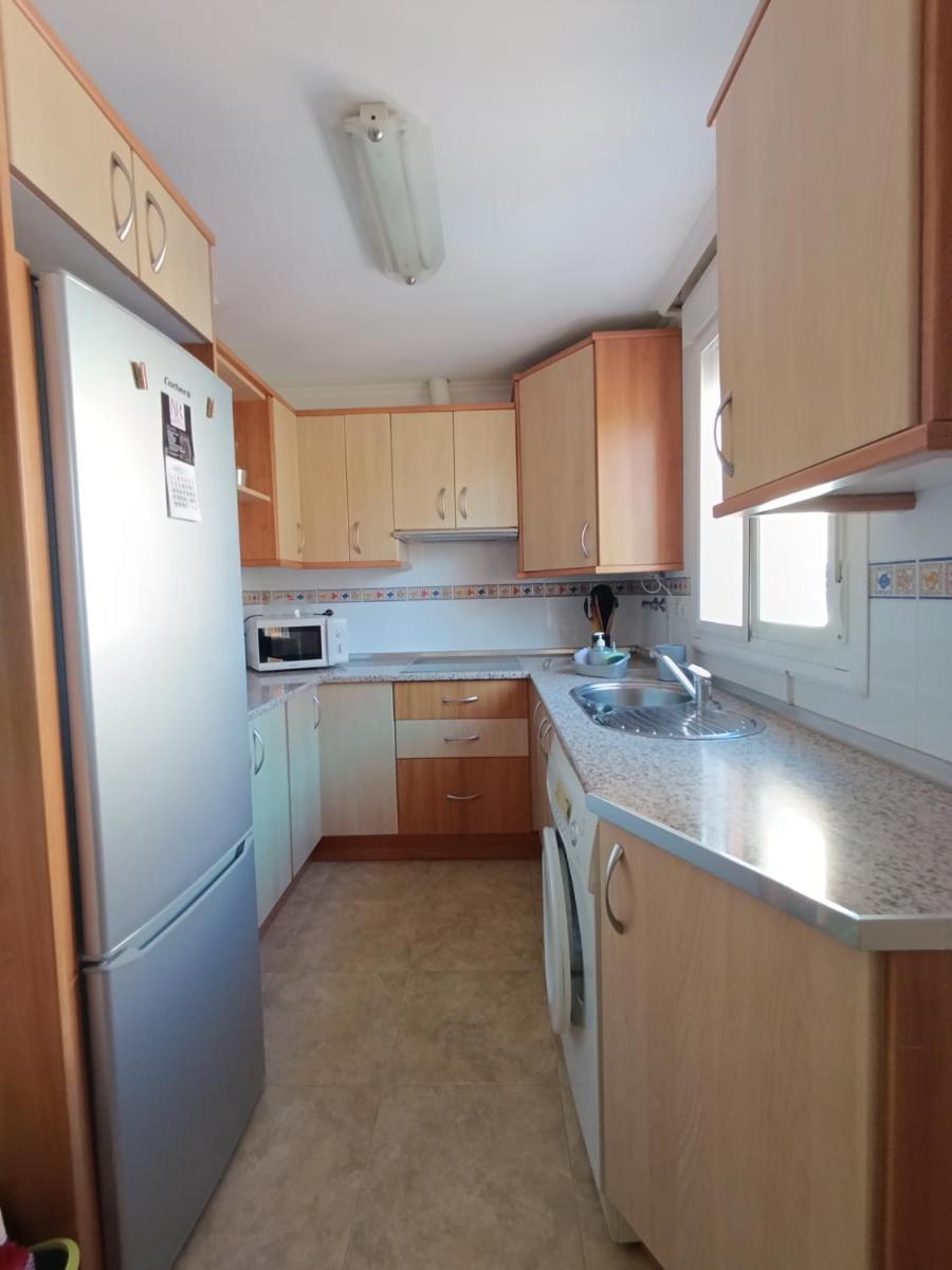 Bonito apartamento completo en Rincón de la Victoria Playa a 100 metros - Housity