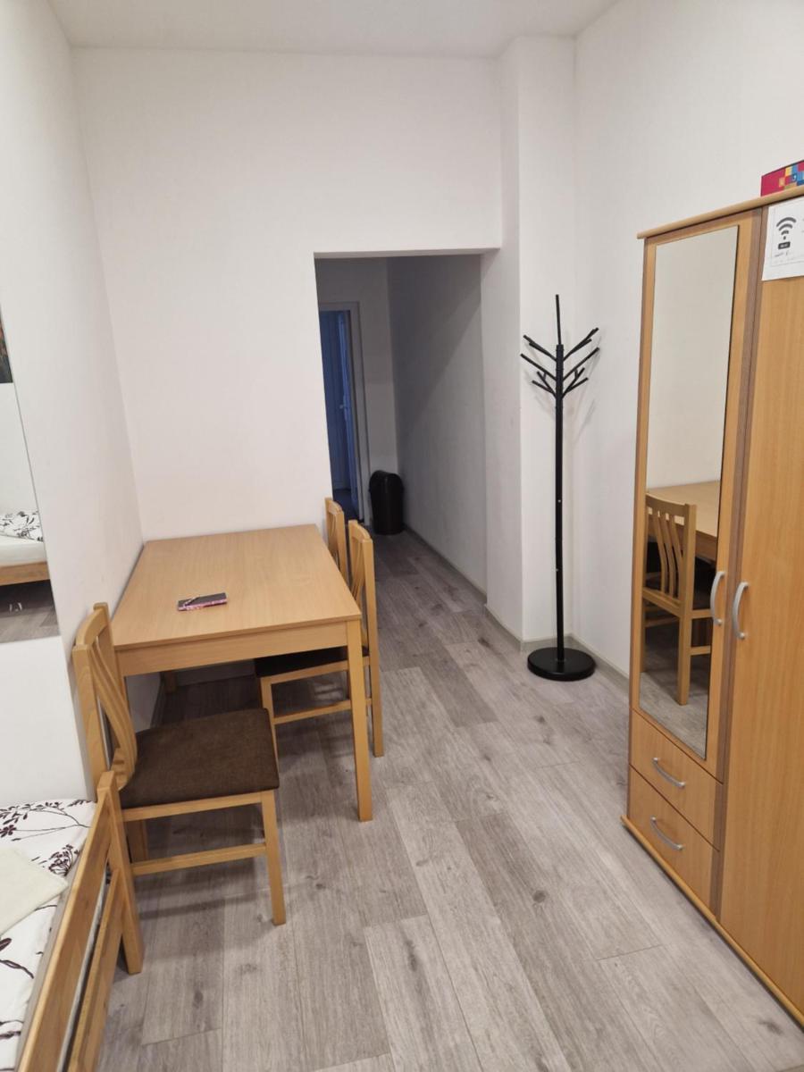 Studio apartment Klarić - Housity