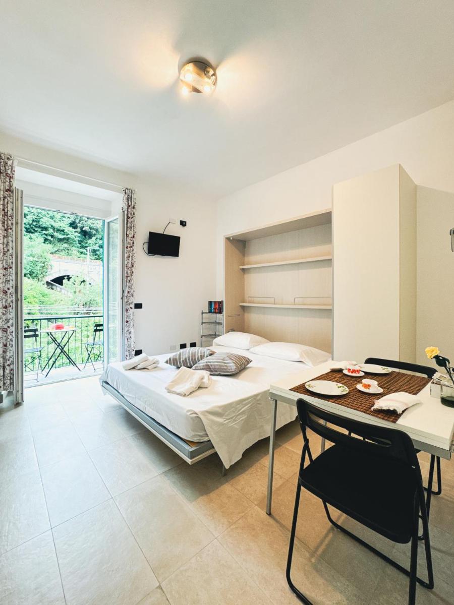 Emilio House - Housity