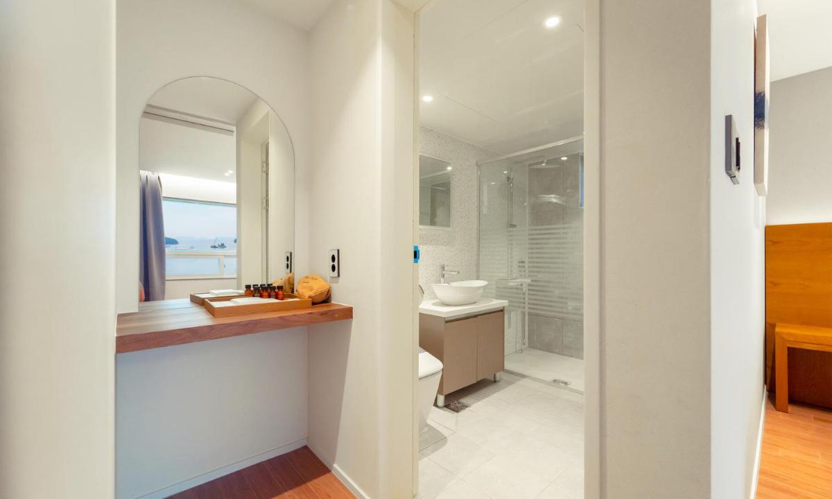 Am Ort Hotel - Housity