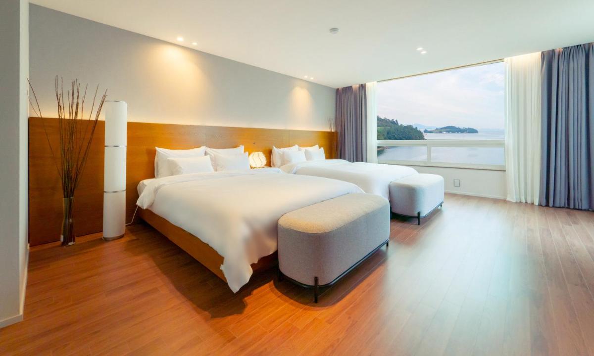 Am Ort Hotel - Housity