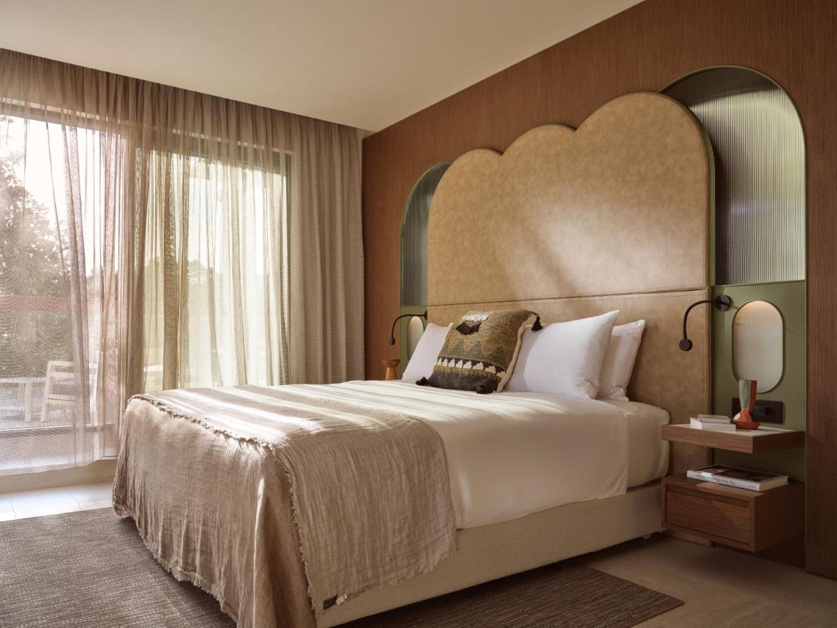 Eagles Palace - Housity