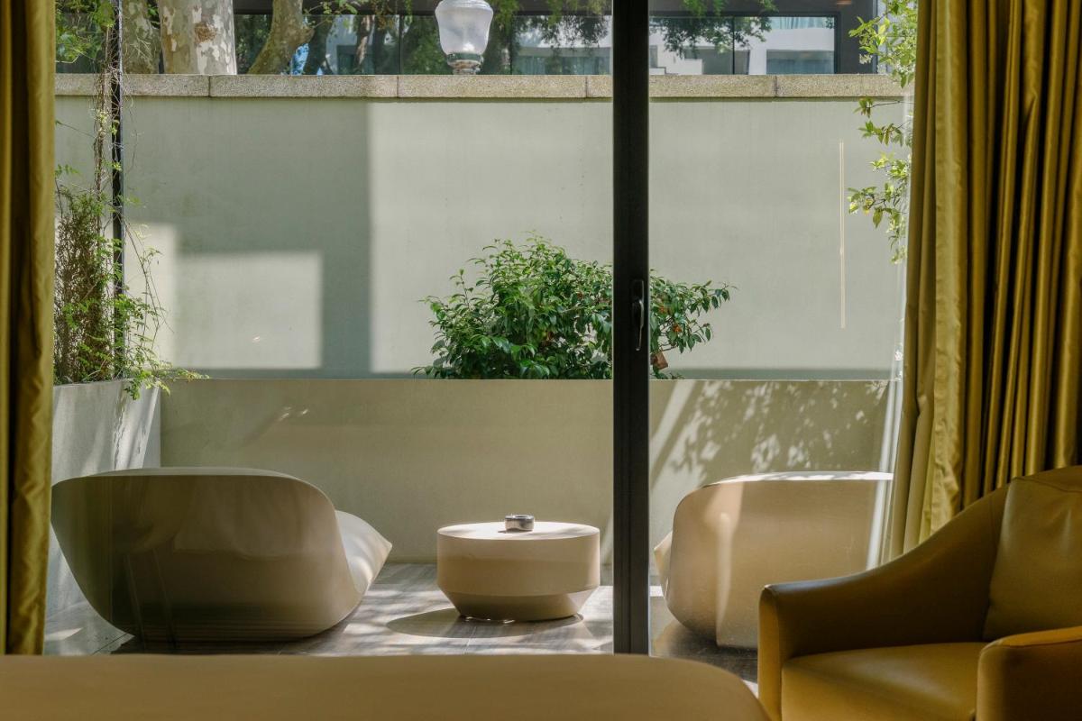 Uma área de estar em Vila Foz Hotel & SPA - member of Design Hotels