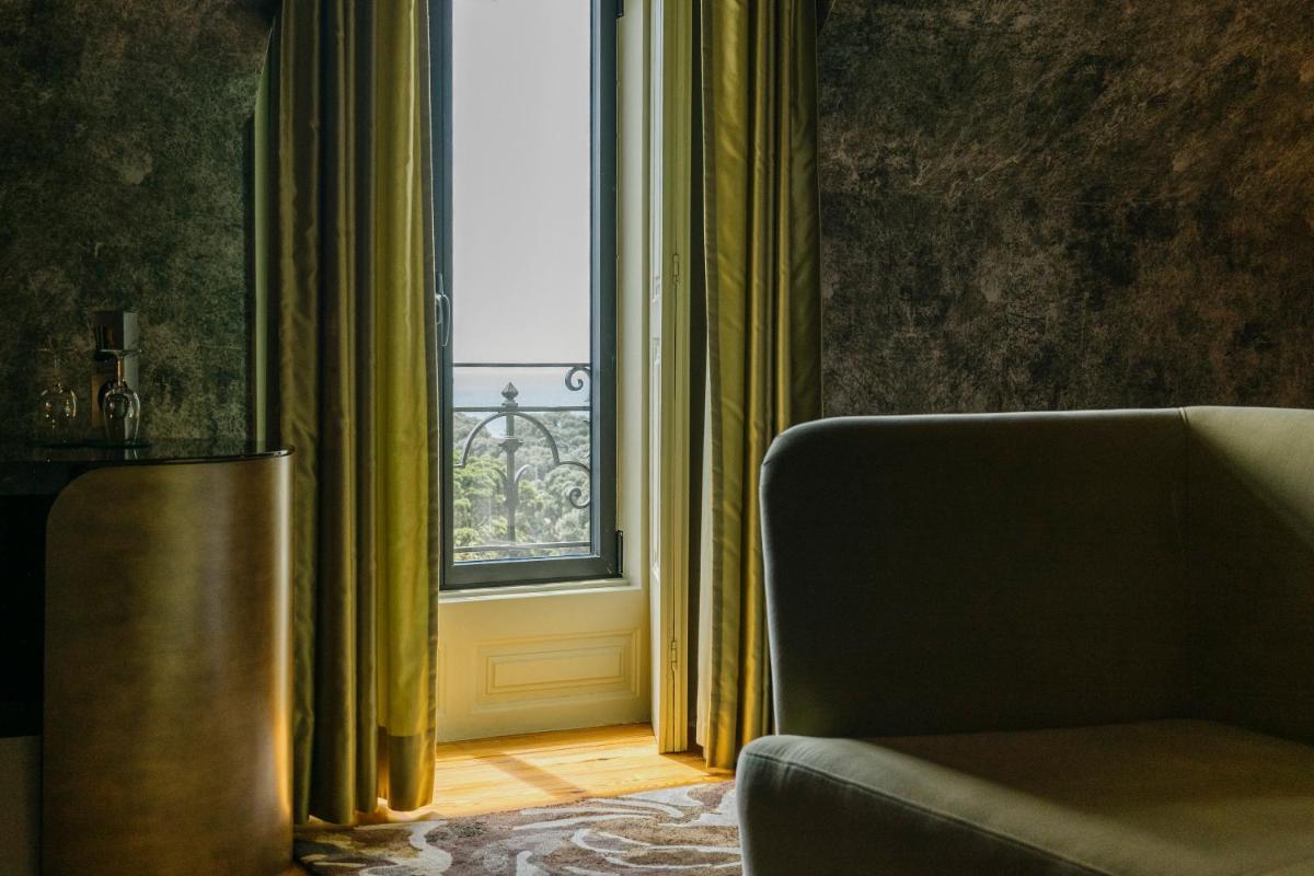 Uma área de estar em Vila Foz Hotel & SPA - member of Design Hotels