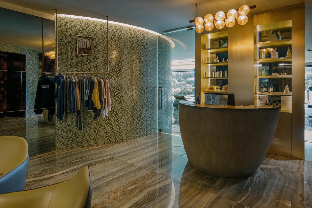 Imagem da galeria de Vila Foz Hotel & SPA - member of Design Hotels no Porto