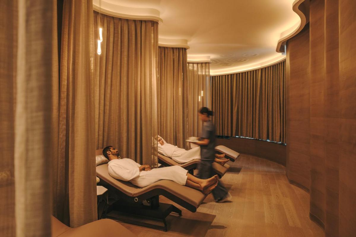 a group of people in a hospital room at Fairmont Mumbai in Mumbai