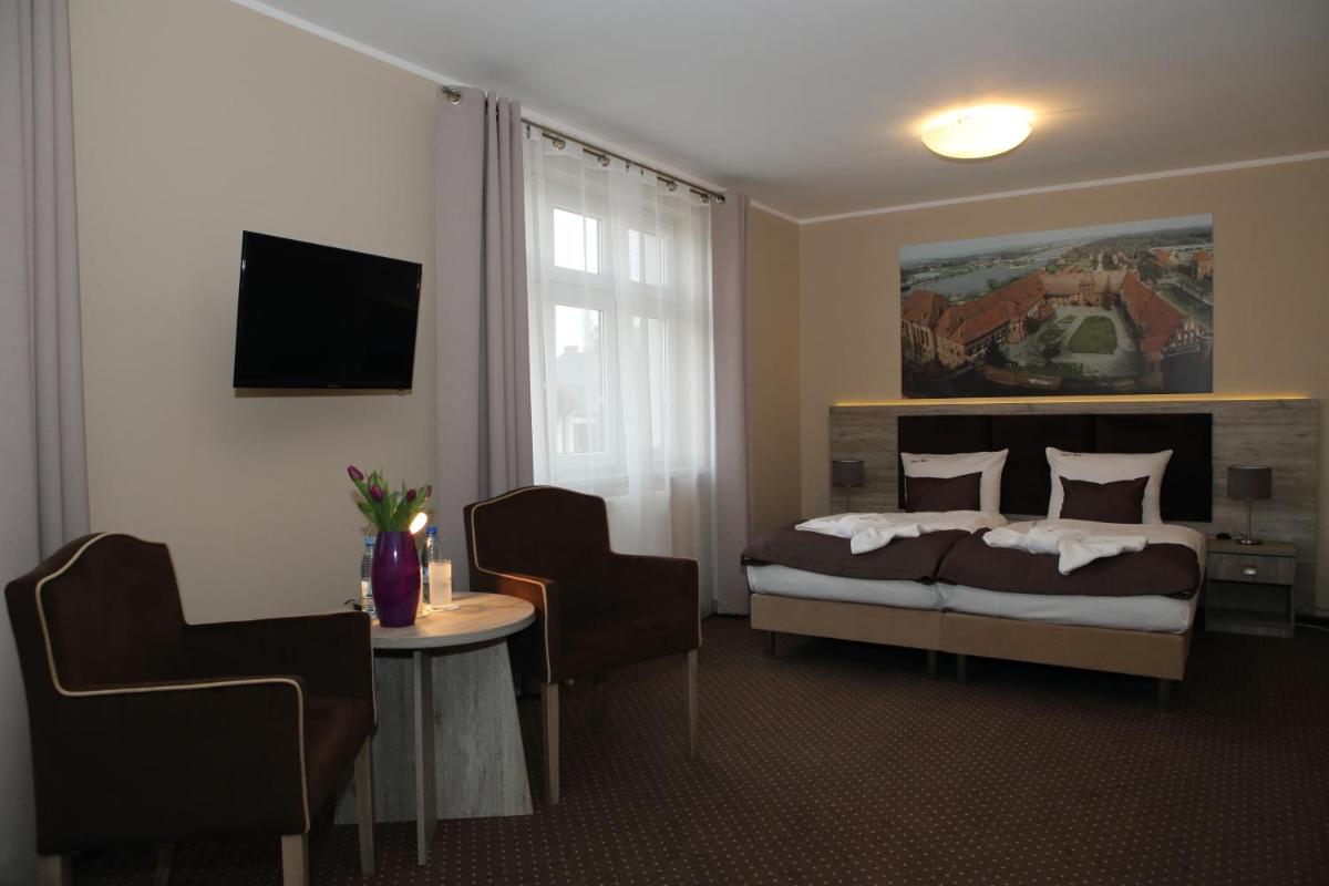 Hotel Piast przy Zamku - Housity