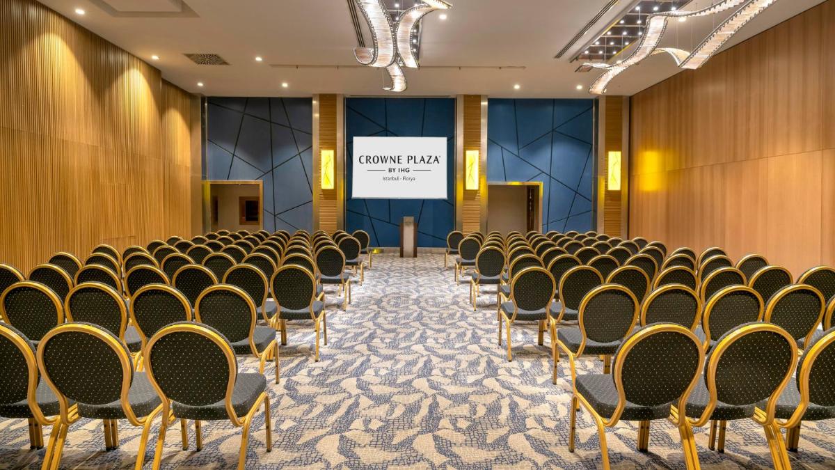 Crowne Plaza Florya Istanbul by IHG - Housity