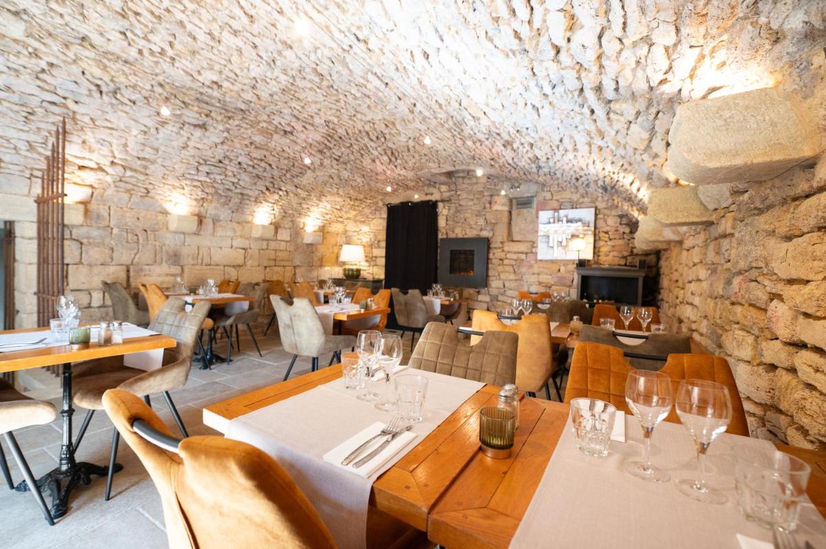 Hôtel La Couleuvrine Sarlat Centre Ville - Housity