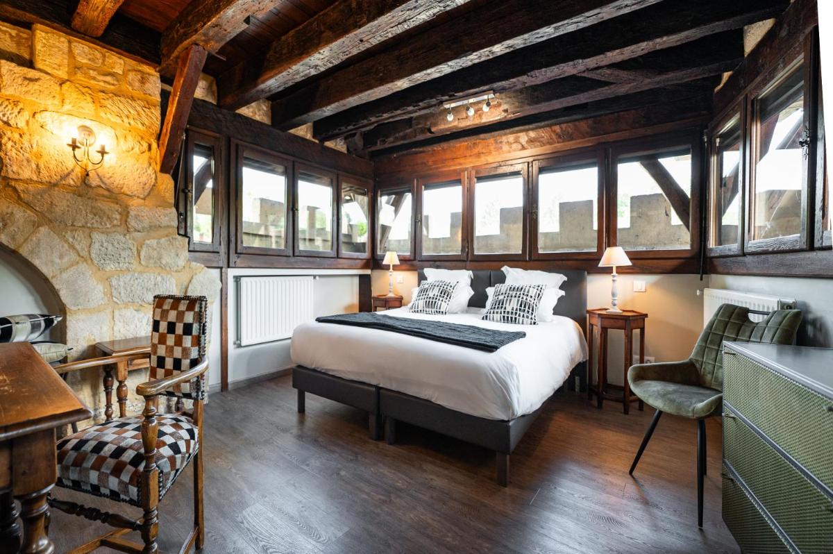 Hôtel La Couleuvrine Sarlat Centre Ville - Housity
